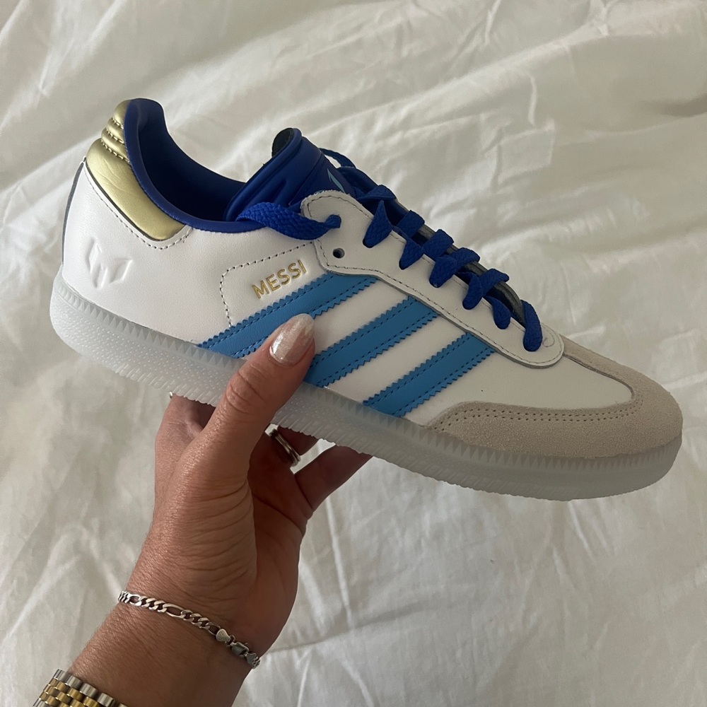 Adidas special edition “Messi Samba” used